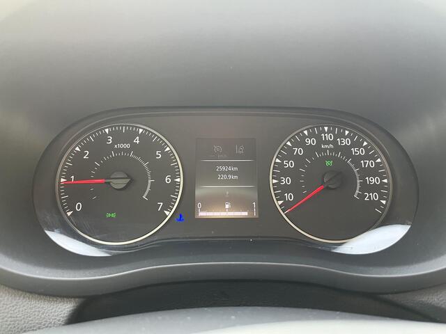 Renault MASTER T35 2.3 dCi 135 L2H2 Work Edition NL-Auto, Trekhaak, Camera