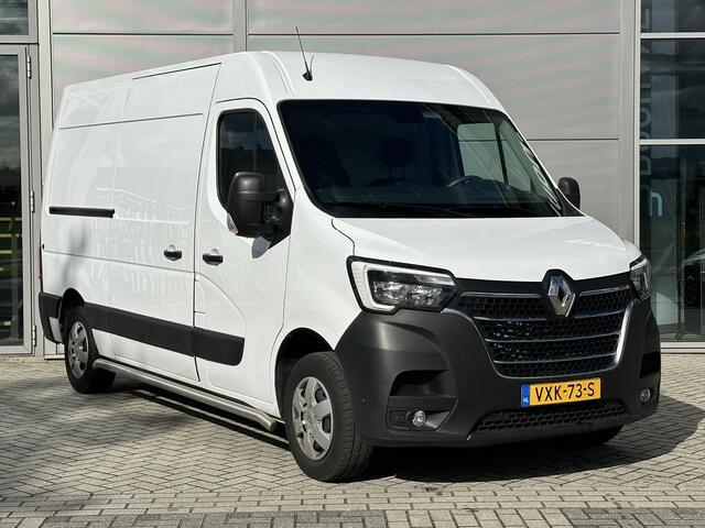 Renault MASTER 2.3 dCi 135 T35 L2H2 Work Edition | AIRCO | NAVIGATIE | PARKEER SENSOREN VOOR + ACHTER | TREKHAAK | CAMERA | LAADRUIMTE BETIMMERING |