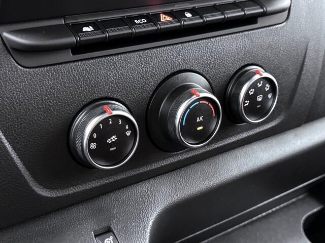 Renault MASTER T35 2.3 dCi 135 L2H2 Navigatie Achteruitrijcamera Cruise Control Bluetooth