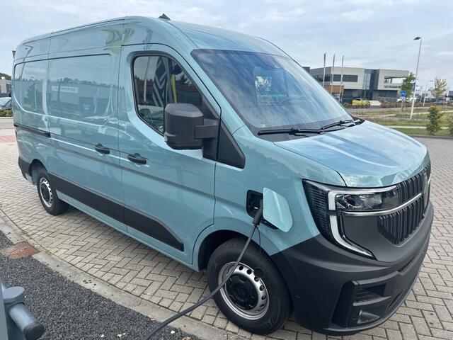 Renault MASTER L2H2 T35 E-TECH 100% Electric 140 1AT Long Range Advanced