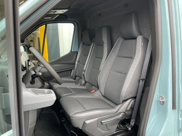 Renault MASTER L2H2 T35 E-TECH 100% Electric 140 1AT Long Range Advanced