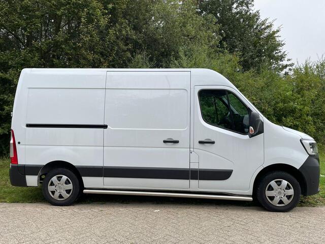Renault MASTER T35 2.3 dCi 135 L2H2 Work Edition