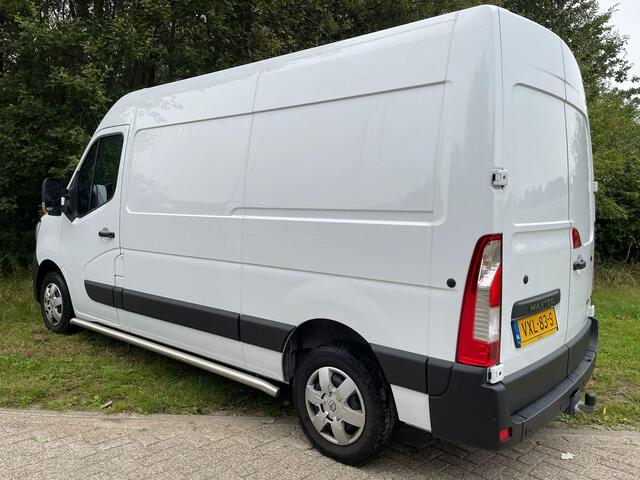 Renault MASTER T35 2.3 dCi 135 L2H2 Work Edition