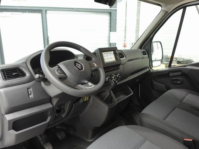 Renault MASTER T33 2.3 dCi 135 L2H2 Airco Cruise control Parkeersensoren Navigatie Trekhaak