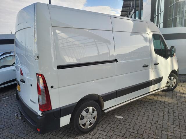 Renault MASTER T35 2.3 dCi 135 L2H2 Work Edition | Trekhaak | A. Camera | Navi | Airco | Cruise | Lat om Lat | NL Auto!