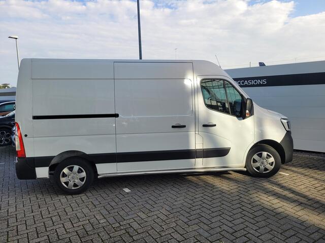 Renault MASTER T35 2.3 dCi 135 L2H2 Work Edition | Trekhaak | A. Camera | Navi | Airco | Cruise | Lat om Lat | NL Auto!