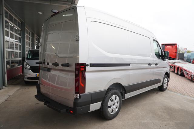 Renault MASTER T35 2.0 dCi 170PK L2H2 Extra Schuifdeur L/ R Nr. V216 | Climate | Navi | Cruise | Trekhaak