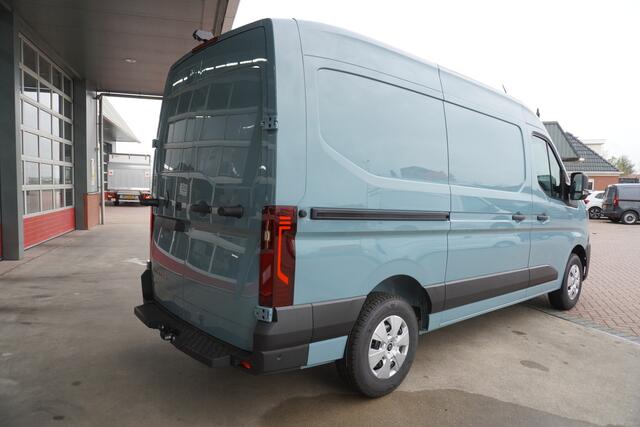 Renault MASTER T35 2.0 dCi 170PK L2H2 Extra Schuifdeur L/ R Nr. V210 | Climate | Navi | Cruise | Trekhaak