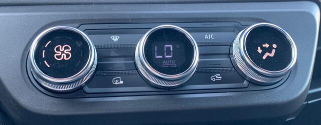 Renault MASTER T35 2.0 dCi 150 PK L2H2 Dubbele schuifdeuren, Nieuw model, Camera, Trekhaak, Apple carplay