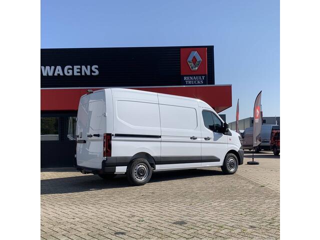 Renault MASTER T35 2.0 dCi 150 PK L2H2 Dubbele schuifdeuren, Nieuw model, Camera, Trekhaak, Apple carplay