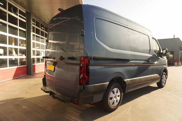 Renault MASTER T35 2.0 dCi 170PK L2H2 Extra Schuifdeur L/ R Nr. V211 | Climate | Navi | Cruise | Trekhaak