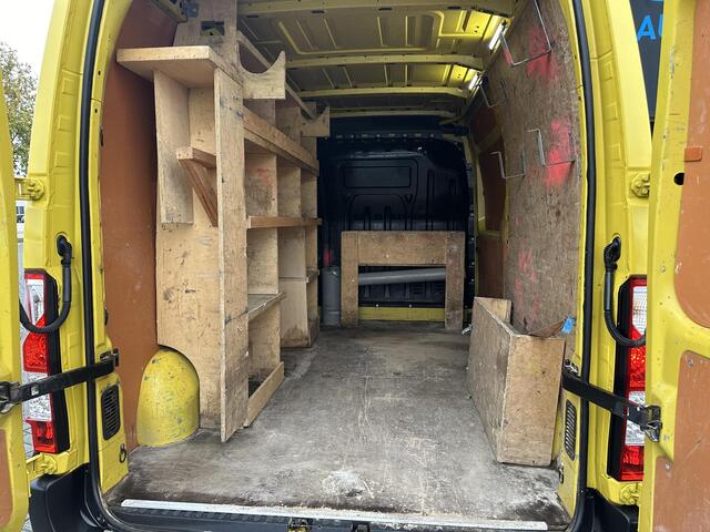 Renault MASTER T35 2.3 dCi L2H2*A/C*HAAK*CRUISE*3P*NAVI*CAM*TEL*