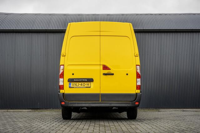 Renault MASTER 2.3 dCi L2H2 | Euro 6 | 136 PK | Cruise | Airco | Navigatie | LED