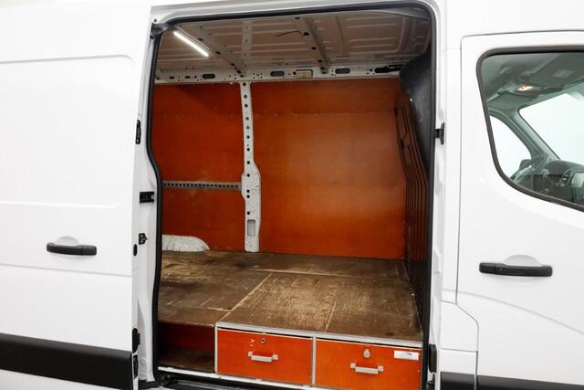 Renault MASTER T35 2.3 dCi 170pk E6 L2H2 Airco/Navi 03-2018