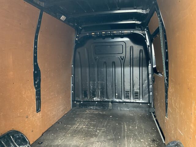 Renault MASTER T35 2.3 dCi 150 L2H2 Airco Cruise 3 Zits Camera Trekhaak 2500 kg Navi Euro 6