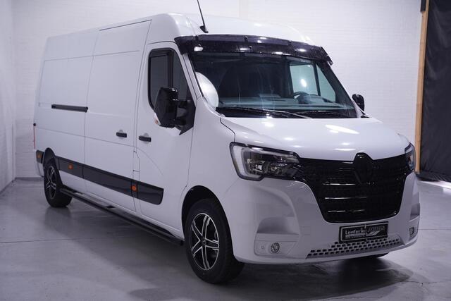 Renault MASTER 2.3 DCi 135 pk L3H2 Black Style Edition Navi Camera, 17" LMV, Sidebars Zwart, Zonneklep, 3-Zits, Uniek