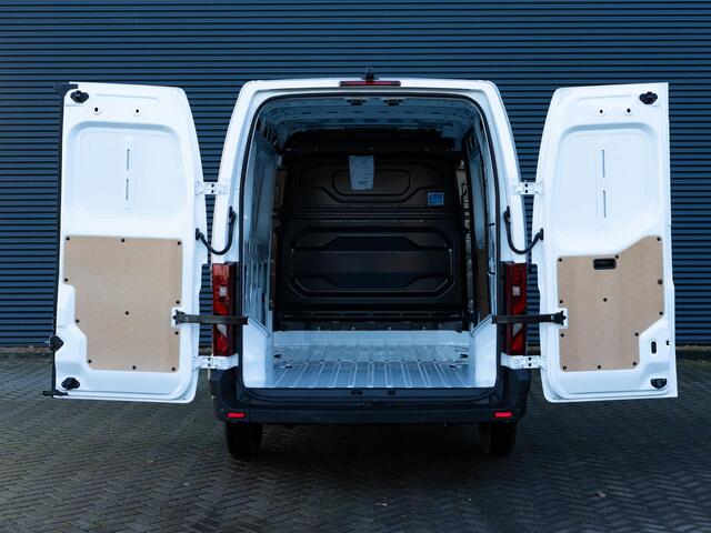 Renault MASTER T35 2.0 dCi 150 L2H2 Extra Led, navigatie, betimmering, achteruitrijcamera, cruise control, Lane assist, 2500kg trekgewicht