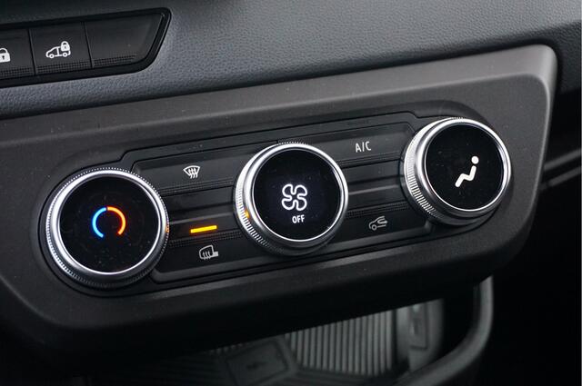 Renault MASTER T35 170PK L4 Bakwagen BPM VRIJ!! 10"Scherm Apple CP/Android A, Dhollandia Klep!! NR. B01*