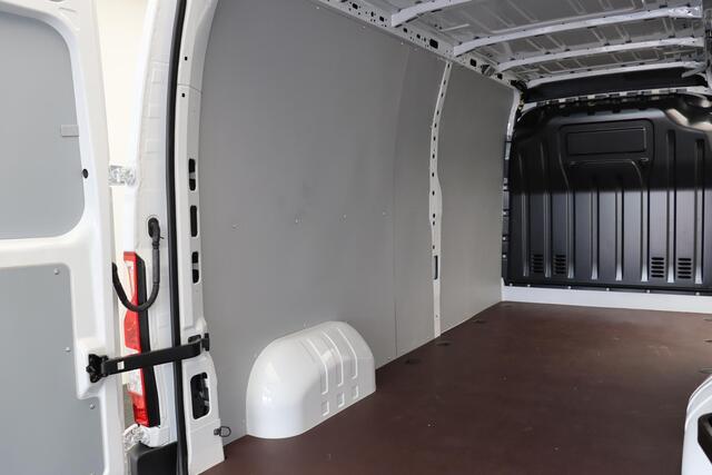 Renault MASTER T35 2.3 dCi 135pk L3H2 Work Edition | Laadruimtebetimmering | Trekhaak | Vol opties! |