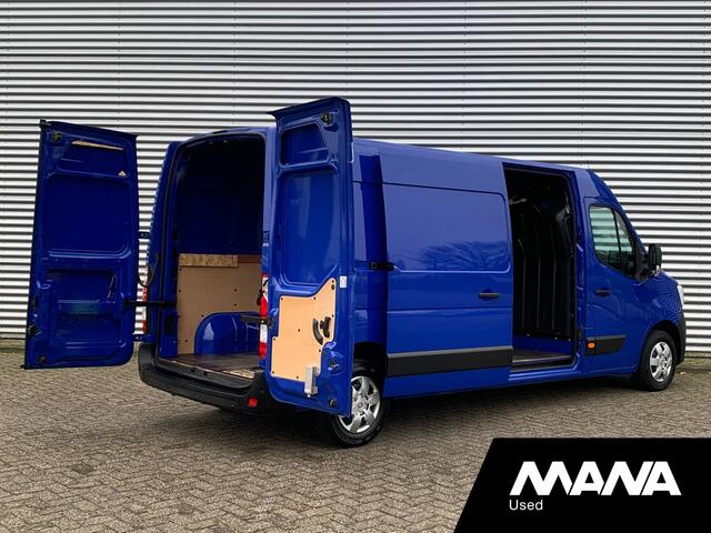 Renault MASTER T35 2.3 dCi 135 L3H2 Comfort Cruise Airco Camera Blindehoek Detectie Bijrijdersbank NAVI Bluetooth Sensoren Airbag LED
