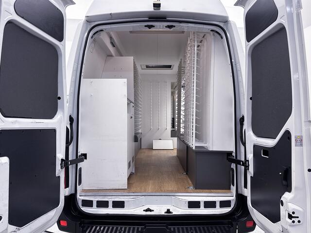Renault MASTER T35 2.3 dCi L3H3 *Camper-voorbereid* Achteruitrijcamera Zonnepanelen Dakramen