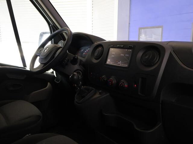 Renault MASTER T33 2.3 DCI 130 PK L2H2 + WERKPLAATS INRICHTING | TREKHAAK | NAVIGATIE