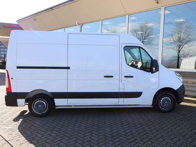 Renault MASTER T33 2.3 DCI 130 PK L2H2 + WERKPLAATS INRICHTING | TREKHAAK | NAVIGATIE