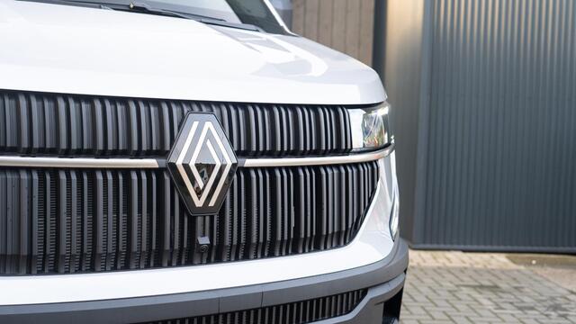 Renault MASTER T35 2.0 dCi 150 L2H2 Extra | Nieuw Model | Camera | Parkeersensoren | Apple Carplay