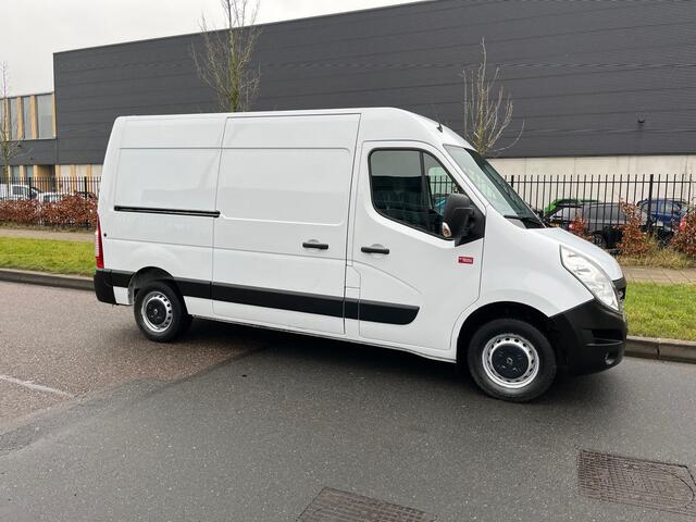 Renault MASTER 130.35 L2 H2 2.3 Dci, 130 pk, Euro 6, Nav, Airco,