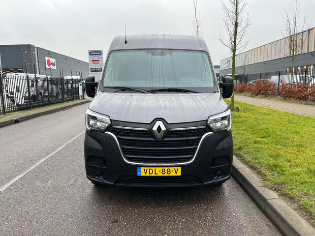 Renault MASTER 135.35 L2 H2 2.3 DCI, Airco, Nav, !!! 67.54 km !!!