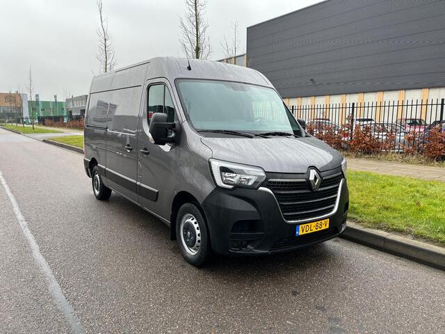 Renault MASTER 135.35 L2 H2 2.3 DCI, Airco, Nav, !!! 67.54 km !!!