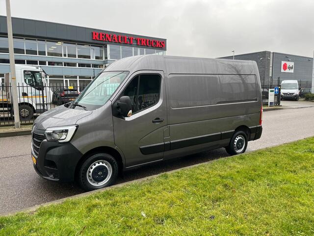 Renault MASTER 135.35 L2 H2 2.3 DCI, Airco, Nav, !!! 67.54 km !!!