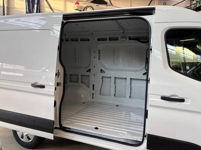 Renault MASTER T35 2.0DCI 150PK L2H2 Airco Navi Cruisecontrol Apple CarPlay Camera NIEUW BPM VRIJ