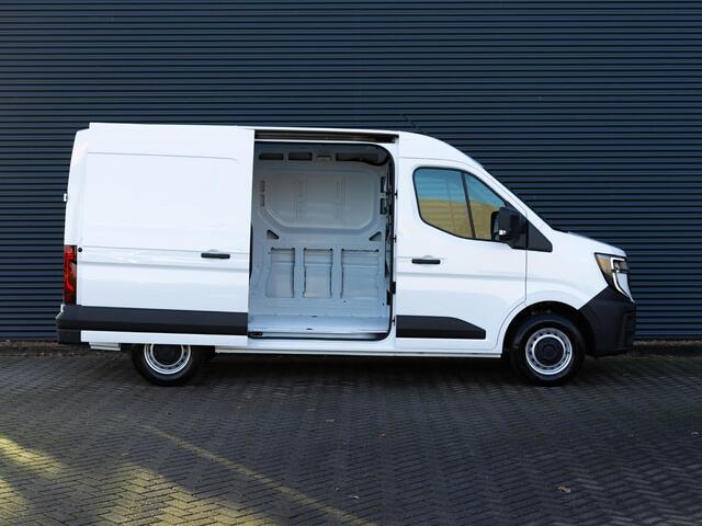 Renault MASTER T35 2.0 dCi 150 L2H2 Extra Led, navigatie, betimmering, achteruitrijcamera, cruise control, Lane assist, 2500kg trekgewicht