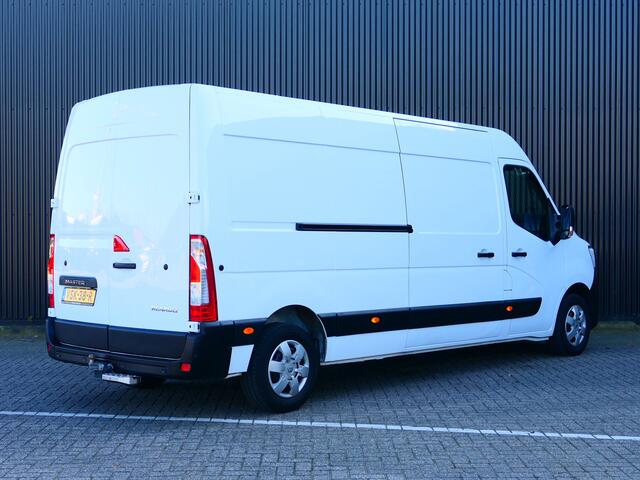 Renault MASTER T35 2.3 dCi 150 L3H2 Energy Work Edition - Betimmering lat-lat, trekhaak, allseasons, navi, camera