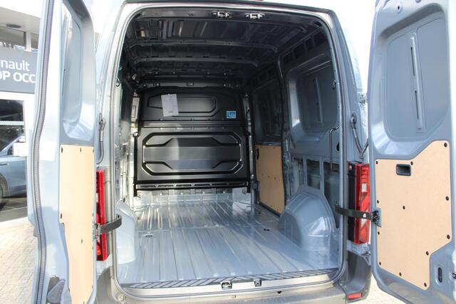 Renault MASTER T35 2.0 dCi 130 L2H2 Advance