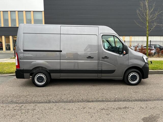Renault MASTER 150.35 L2 H2 , Automaat, Airco, Nav, !!! 67.562 km