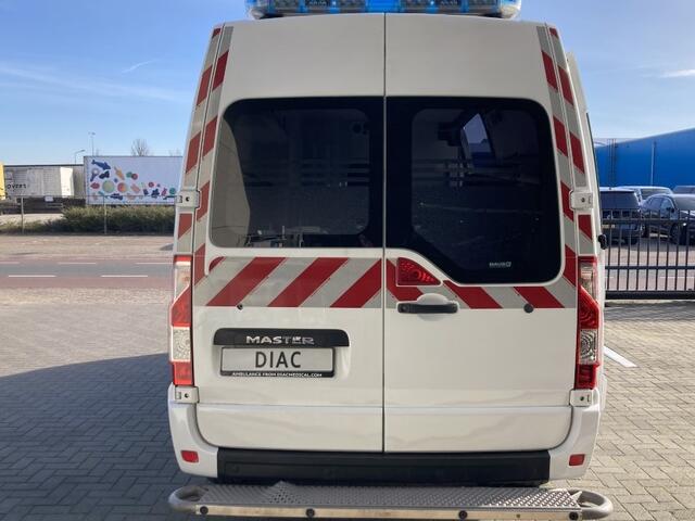 Renault MASTER T33 2.3 dCi L2H2 French registrationpapers