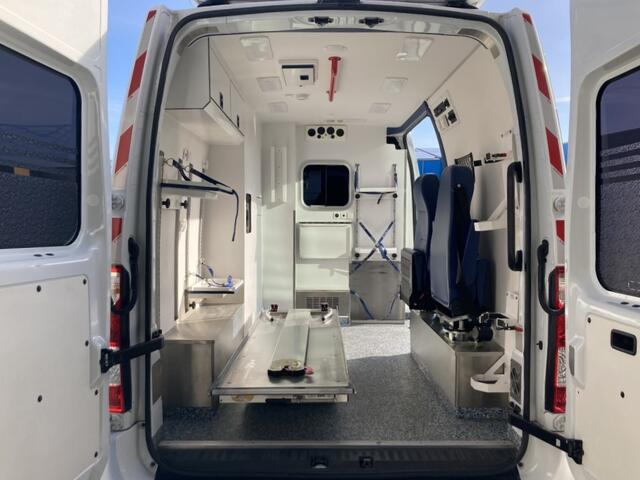 Renault MASTER T33 2.3 dCi L2H2 French registrationpapers