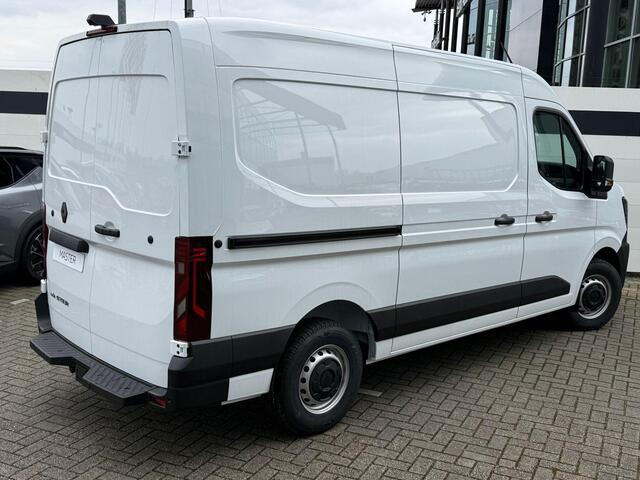 Renault MASTER T35 2.0 dCi 130 L2H2 Advance | BPM vrij | Direct leverbaar | Trekhaak | Navi