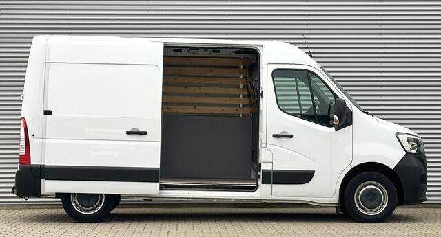 Renault MASTER T35 2.3 dCi 135 L2H2 Comfort Trekhaak
