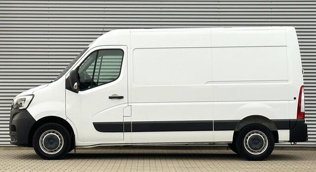 Renault MASTER T35 2.3 dCi 135 L2H2 Comfort Trekhaak