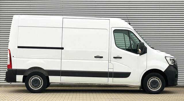 Renault MASTER T35 2.3 dCi 135 L2H2 Comfort Trekhaak