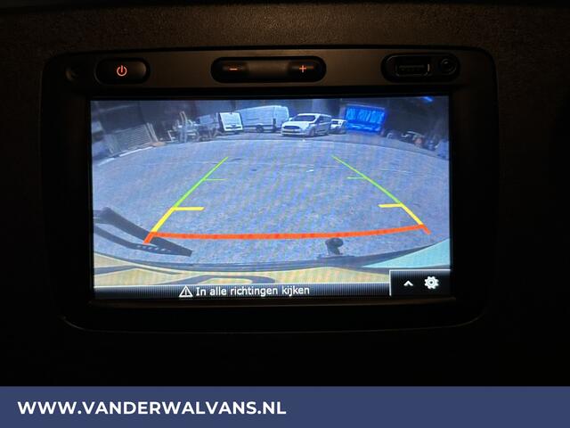Renault MASTER 2.3 dCi 131pk L1H2 Euro6 Airco | Camera | Navigatie | Imperiaal | Cruisecontrol 2500kg Trekhaak, Parkeersensoren, Bijrijdersbank