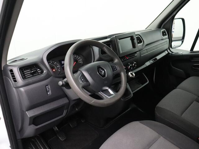 Renault MASTER 2.3DCi 135PK L3H2 Work Edition | Navigatie | Camera | 3-Persoons | Betimmering | Trekhaak