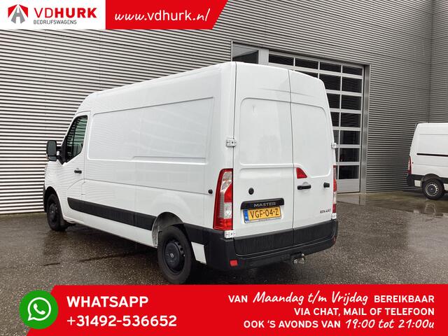 Renault MASTER T35 2.3 dCi 135 pk L2H2 BPM VRIJ! NL auto/ 270Gr.Deuren/ 2.5t Trekverm./ Carplay/ Navi/ PDC/ Airco