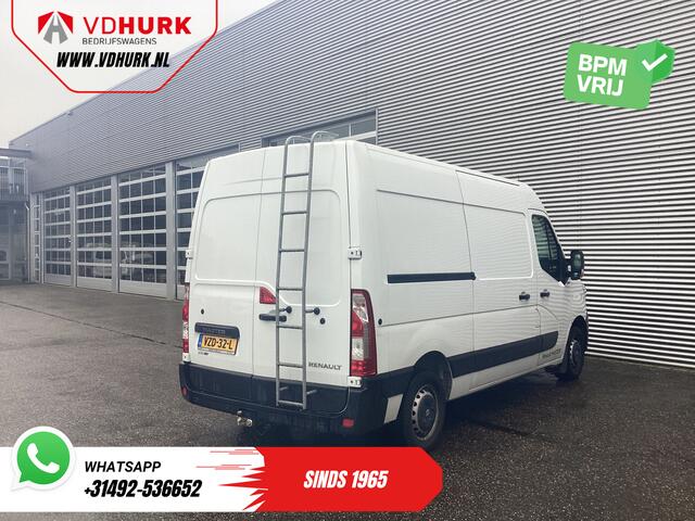 Renault MASTER 2.3 dCi 135 pk L2H2 TURBO DEFECT Stoelverw./ PDC/ Camera/ 2.5t Trekverm./ Dakdragers