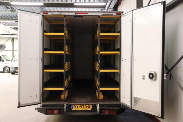 Renault MASTER 2.3 dCi 170PK AUTOMAAT LOWLINER VERKOOPWAGEN FOODTRUCK