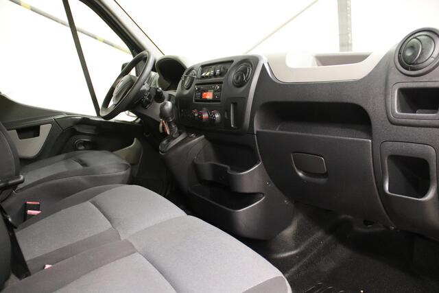 Renault MASTER 2.3 dCi 145PK LOWLINER MET TREKHAAK