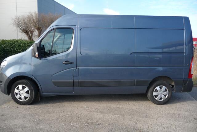 Renault MASTER T35 2.3 dCi 135 L2H2